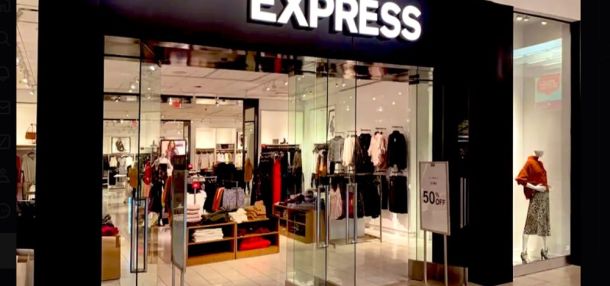 Express Hid Nearly $1 Million in CEO Benefits, SEC Finds